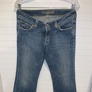 American Eagle Women’s Boyfriend 77 Jeans Size 6 Short!